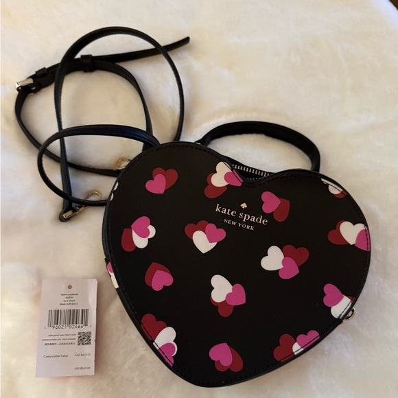 Kate spade heart shape bag. - Picture 2 of 3